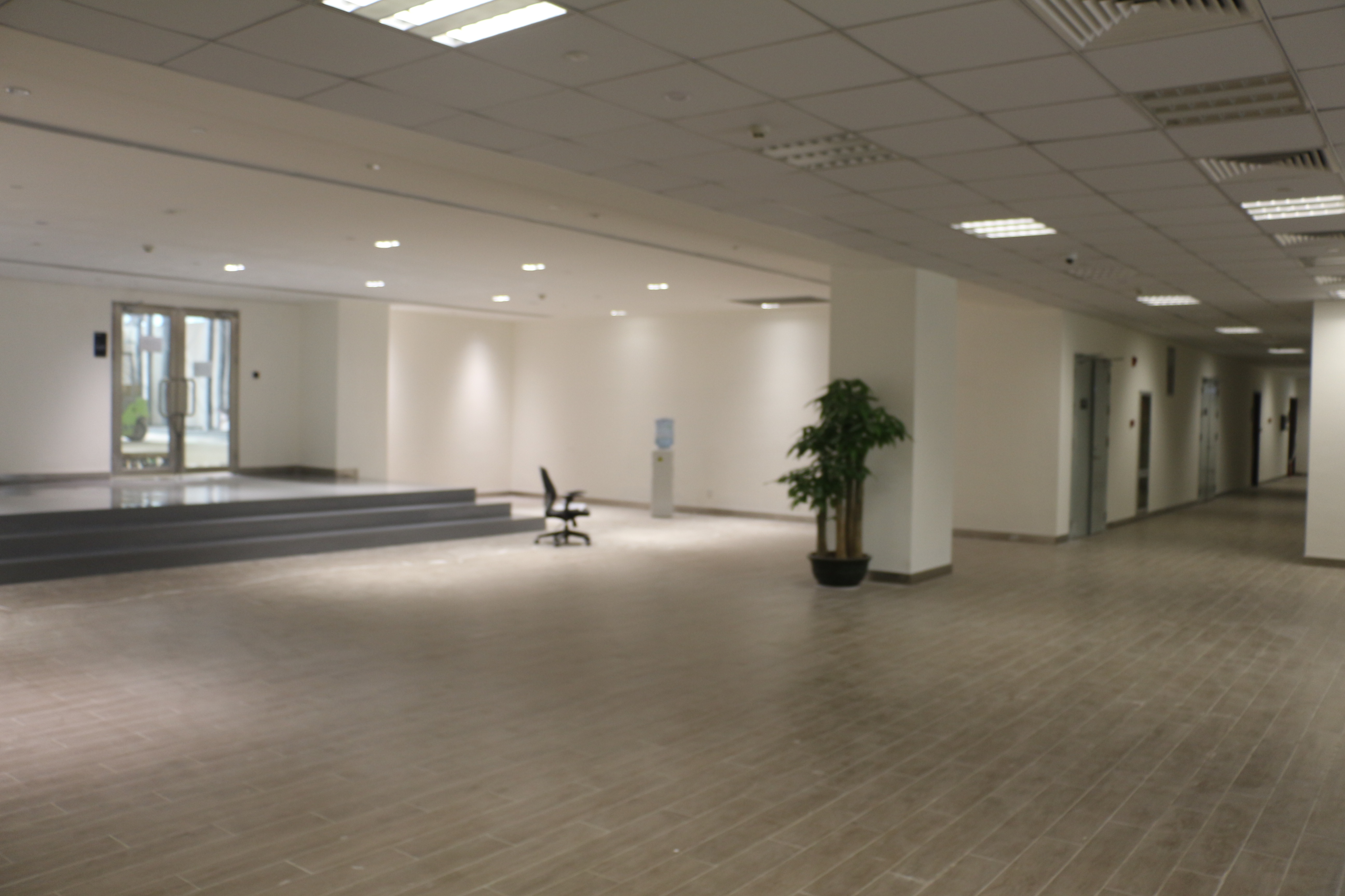 东海航空基地培训楼大厅及电梯厅