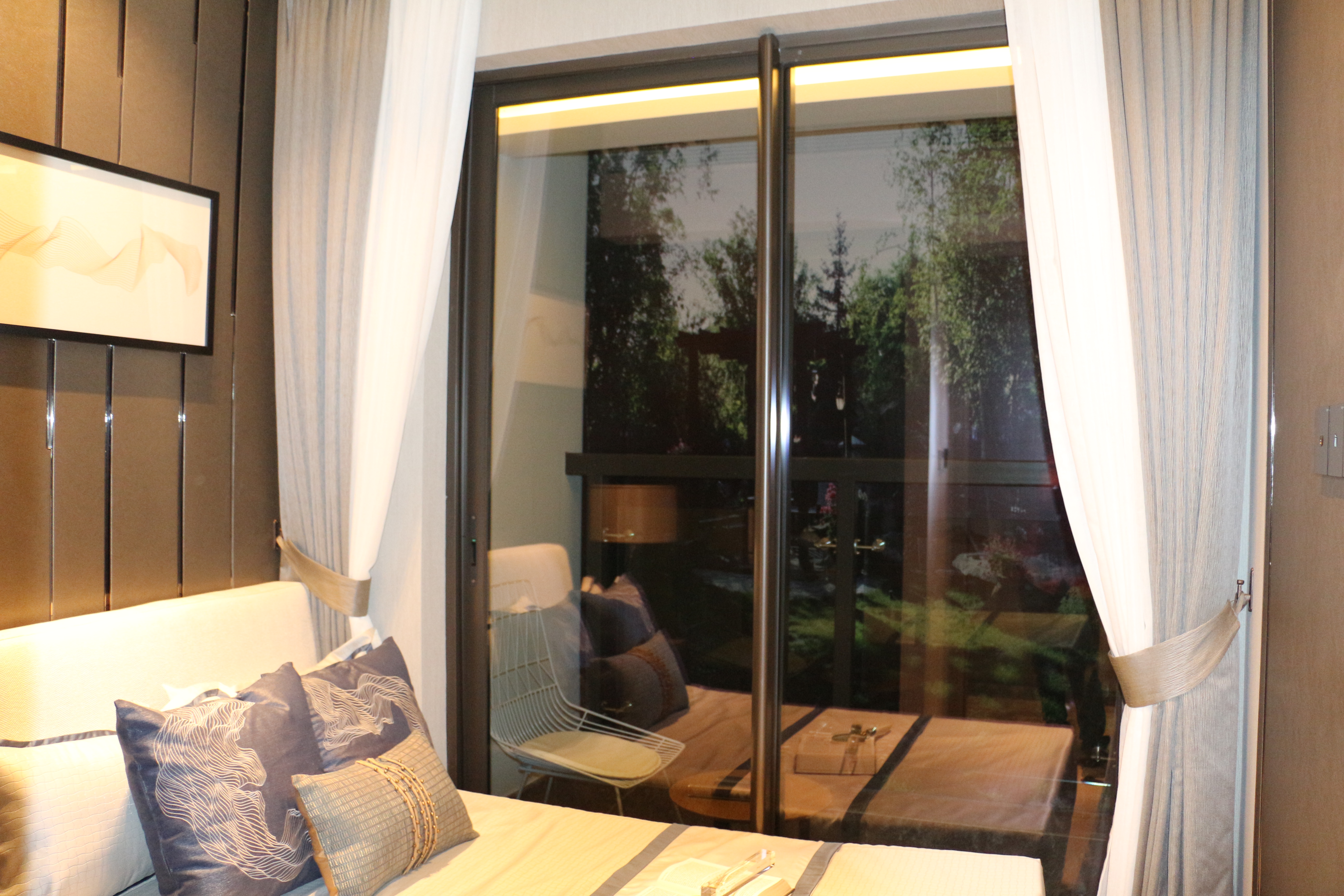 凤凰天誉华府样板房、售楼处