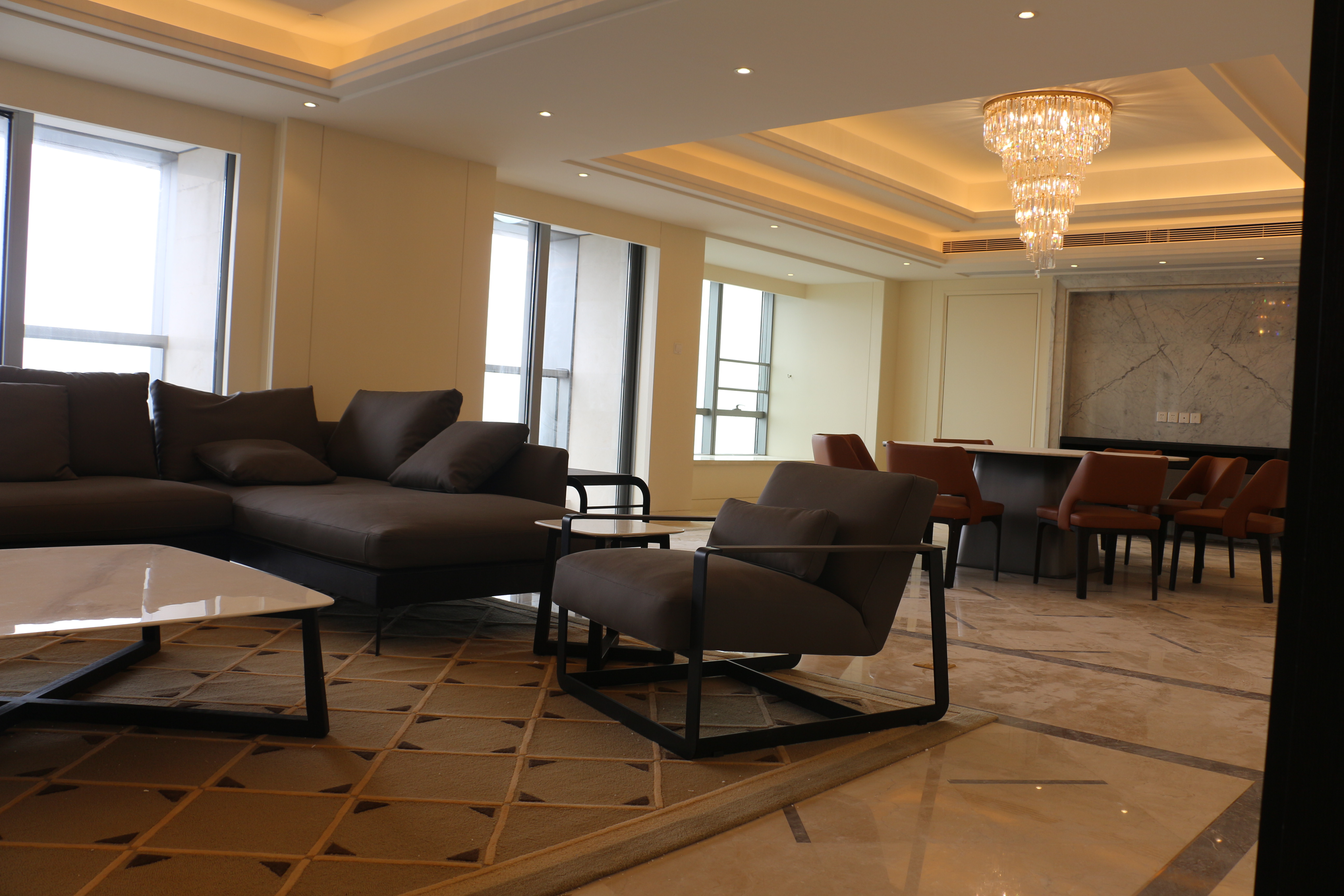 东海国家公寓复试户型高端装修