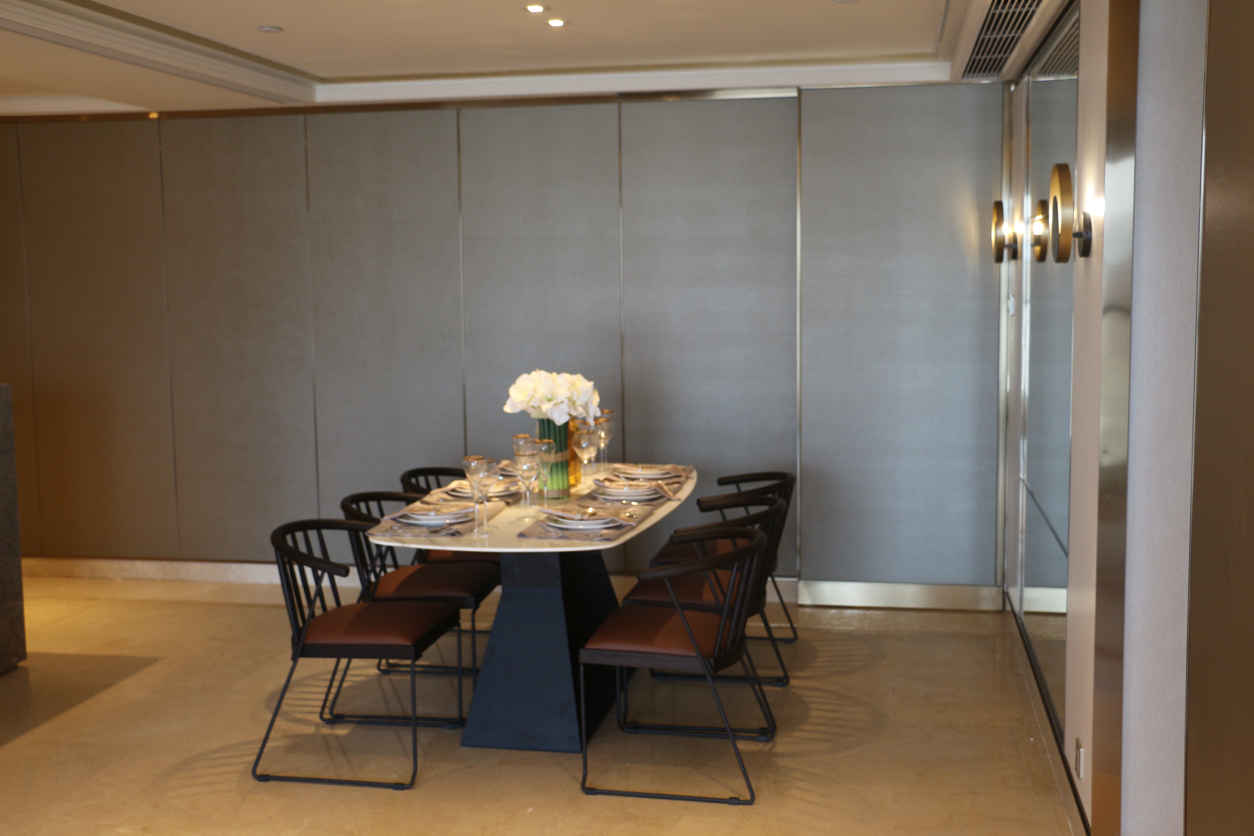 东海国家公寓复试户型高端装修